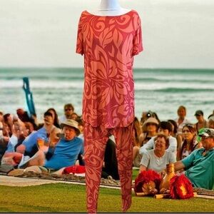 iOi Iolani Women’s Size Large Hawaiian Floral 2 Pc Set Shirt Pants Alohawear